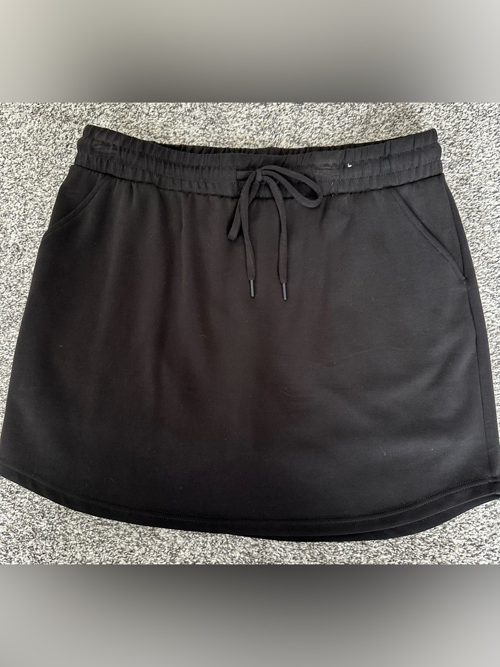 Maurices Women’s Black Athletic Drawstring skirt